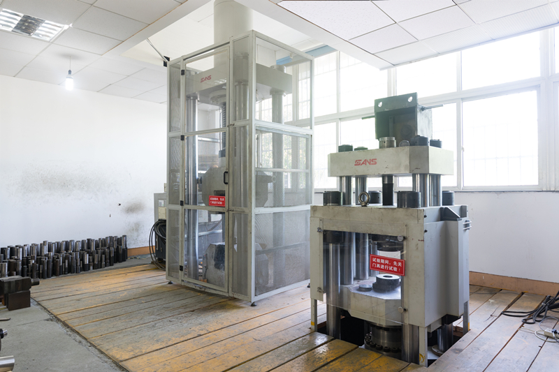 200ТОН-ЕЛЕКТРО-СЕРВО-ТЕСТИРАЊЕ-МАШИНА